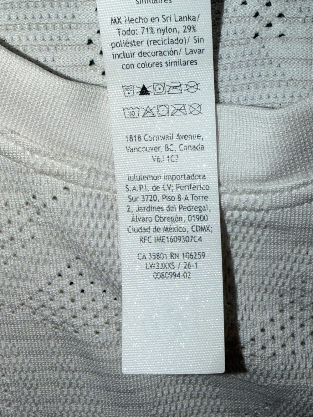 Lululemon Swiftly Tech Short Sleeve waist Length  Paisley
White Tee Women’s 4 - Picture 6 of 13